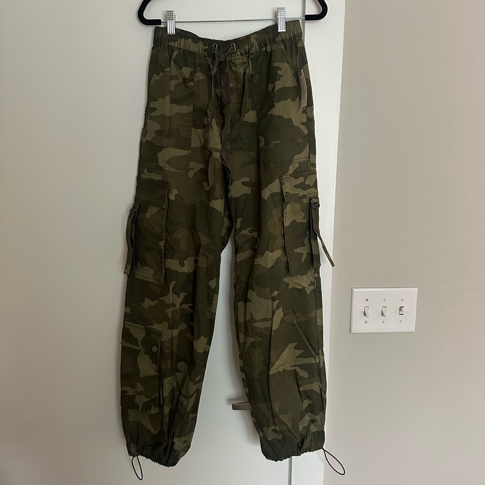 NWT Anthropologie Camoflauge Cargo Pant